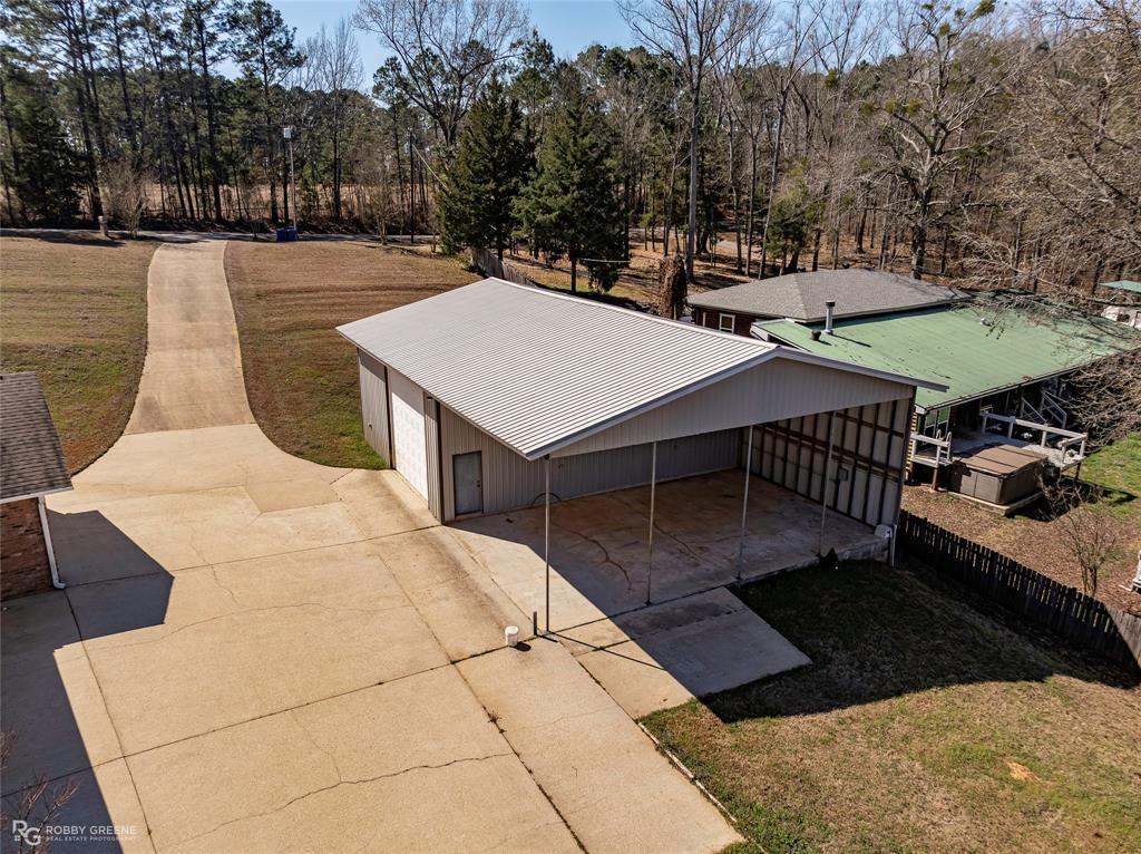703 Airport Loop Homer, LA 71040 - Photo 22 of 29 Great storage building