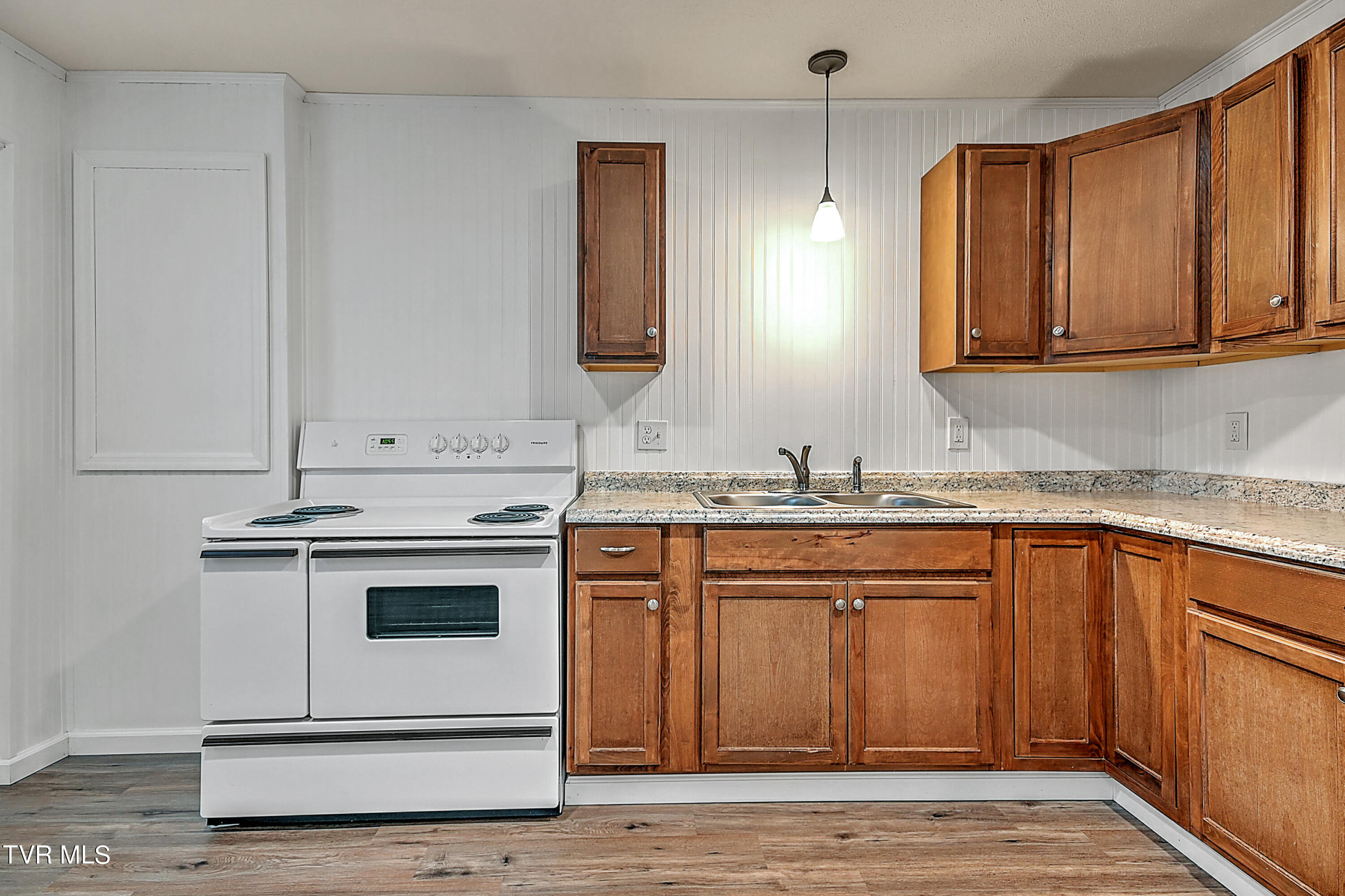 208 Ridgemont Street Bristol, TN 37620 - Photo 36 of 60 208 Ridgemont St DP-36