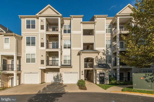 $2,250 | 11371 Aristotle Drive, Unit 9310, Fairfax, VA 22030