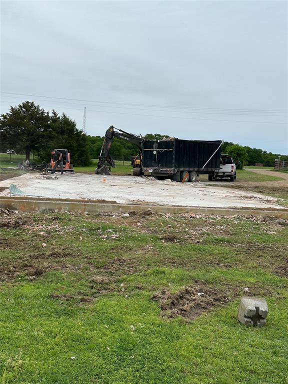 114 Earl Road Sadler, TX 76264 - Photo 15 of 16 Additional content