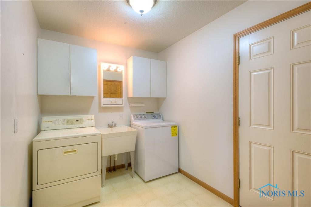 1102 Waterville Monclova Road, Unit 8 Waterville, OH 43566 - Photo 26 of 28 Gallery Image 26