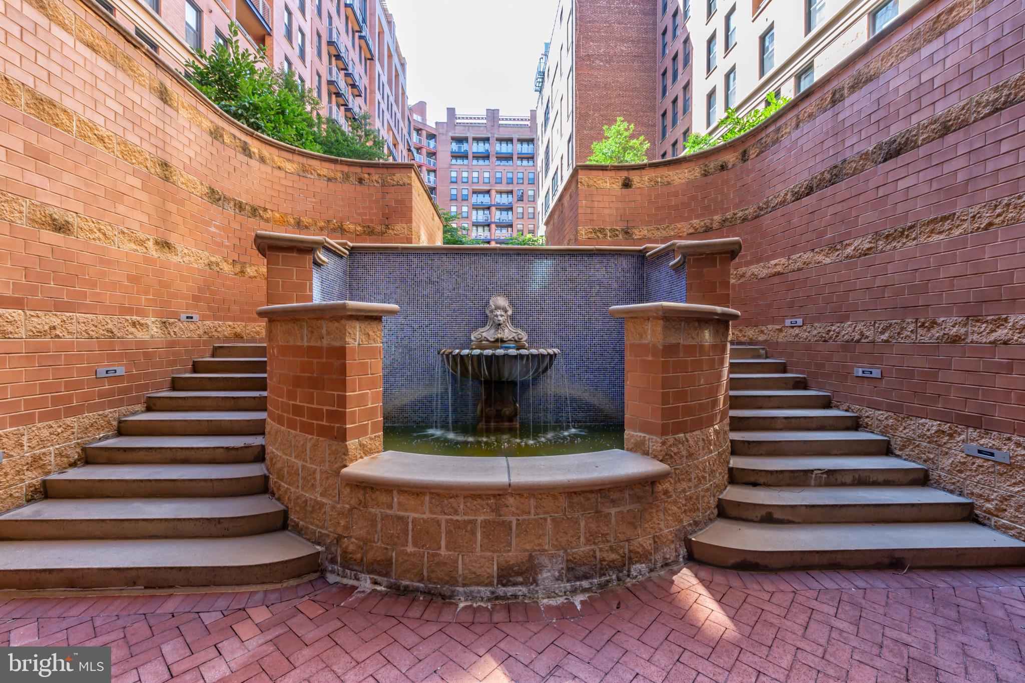 616 E Street Northwest, Unit 418 Washington, DC 20004 - Photo 29 of 55 2nd Floor Garden and Fountain