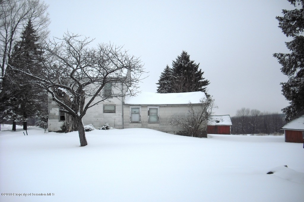290 4037 State Route Thompson, PA 18465 - Photo 4 of 8 Gallery Image 4