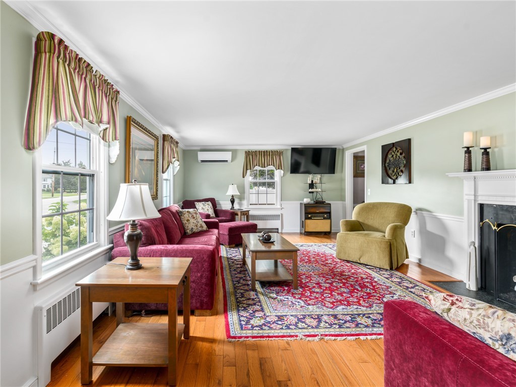 141 Algonquin Drive Warwick, RI 02888 - Photo 16 of 35