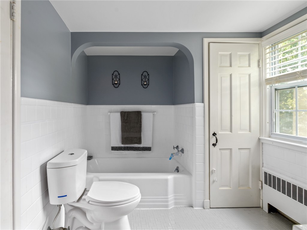 141 Algonquin Drive Warwick, RI 02888 - Photo 24 of 35