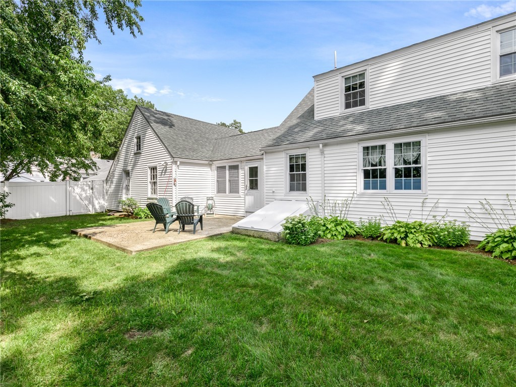 141 Algonquin Drive Warwick, RI 02888 - Photo 31 of 35