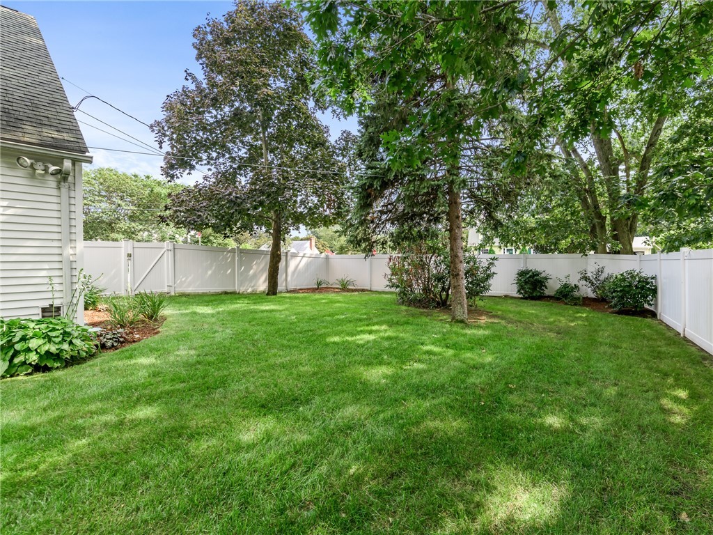 141 Algonquin Drive Warwick, RI 02888 - Photo 32 of 35