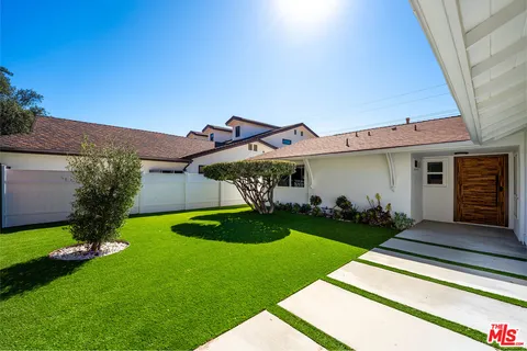 $1,200,000 | 5521 Ruthwood Drive, Calabasas, CA 91302