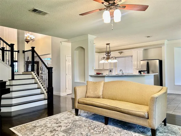 $469,500 | 7121 Raintree Way, Denton, TX 76210