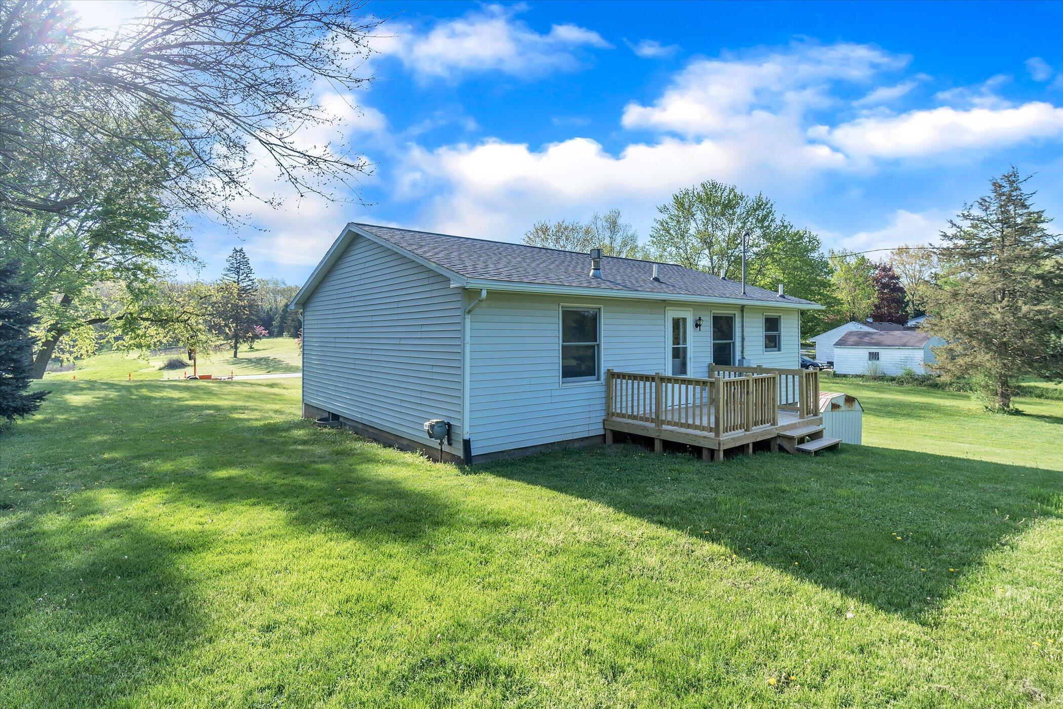 4820 Clark Lake Road Jackson, MI 49201 - Photo 36 of 38 36-4820-Clark-Lake-Rd-WindowStill-Real-E