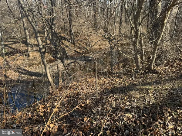 $399,900 | 5 Tuscarora Pike, Hedgesville, WV 25427