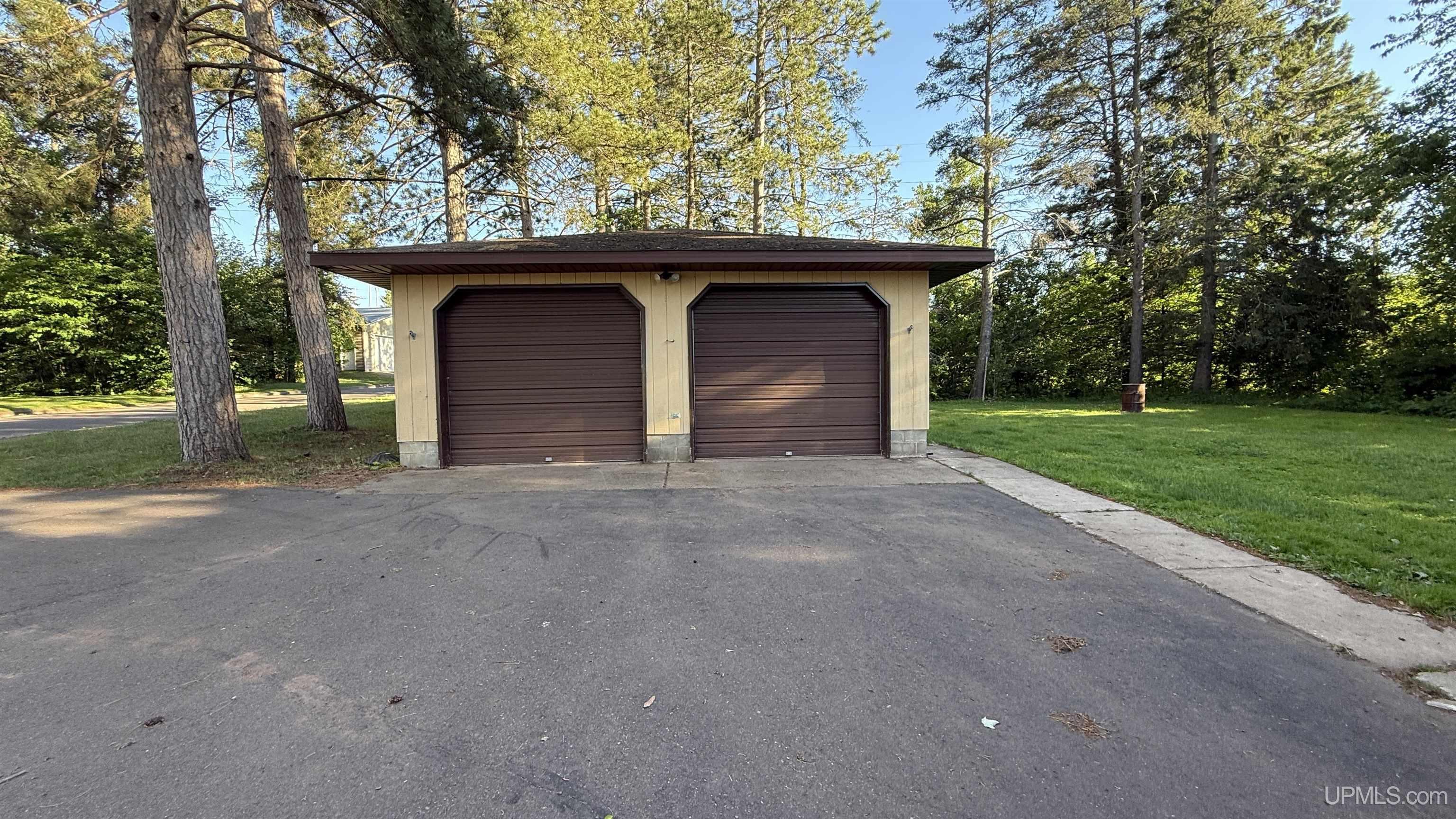 803 Magnetic Street Hurley, WI 54534 - Photo 45 of 65