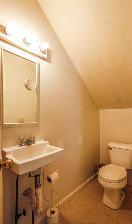 45 Woods Road Belfast, ME 04915 - Photo 12 of 21 1st floor half-bath.