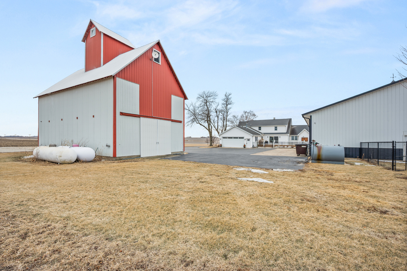 24284 Schafer Road Clare, IL 60111 - Photo 25 of 60