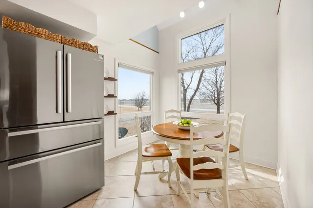 $725,000 | 24284 Schafer Road, Clare, IL 60111