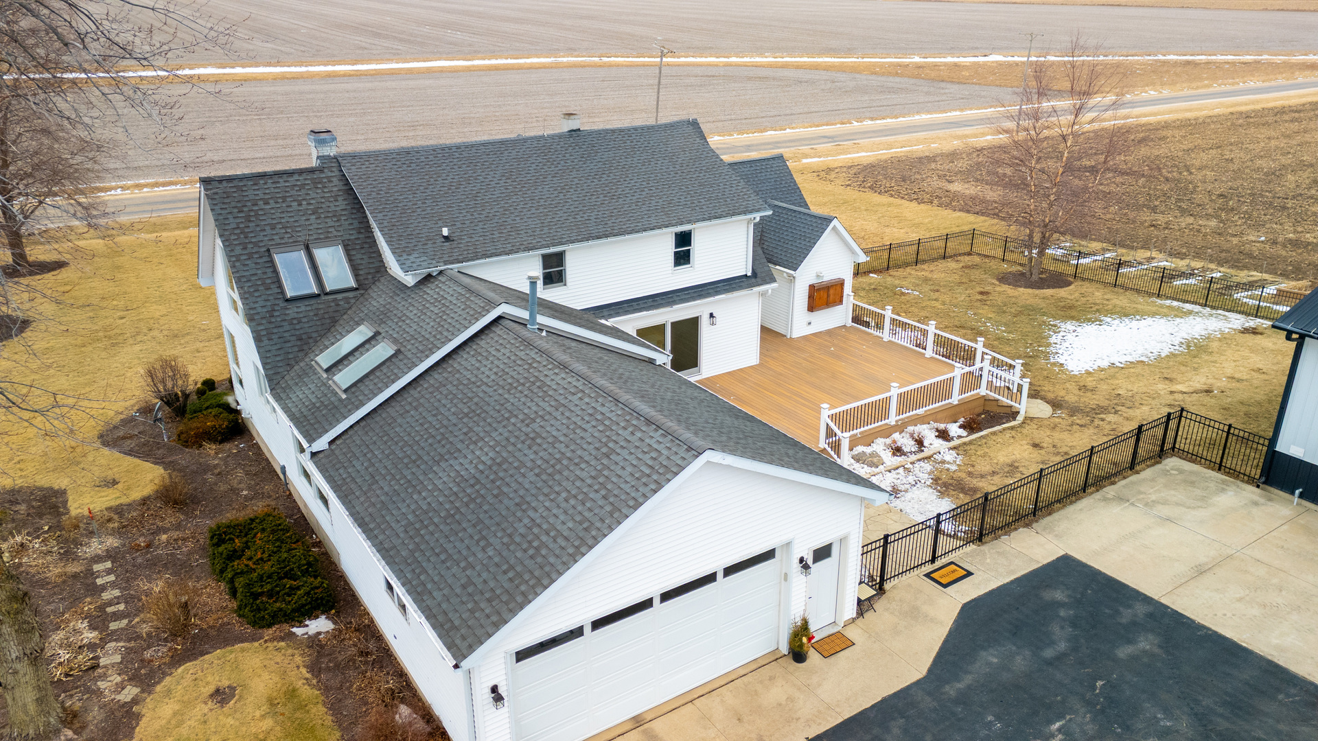 24284 Schafer Road Clare, IL 60111 - Photo 8 of 60