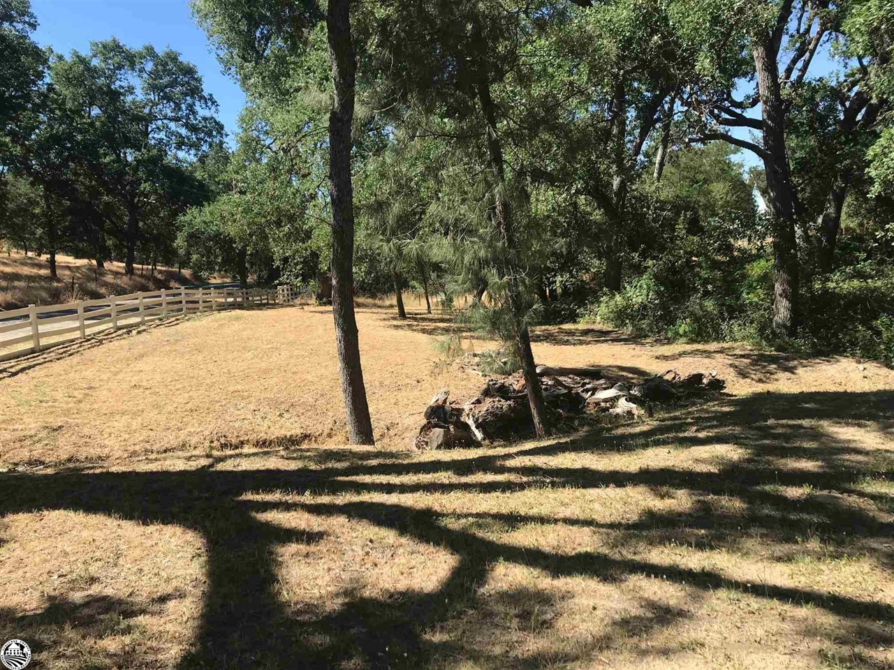 18191 Woodham Carne Road Sonora, CA 95370 - Photo 24 of 47 a view of a lake view