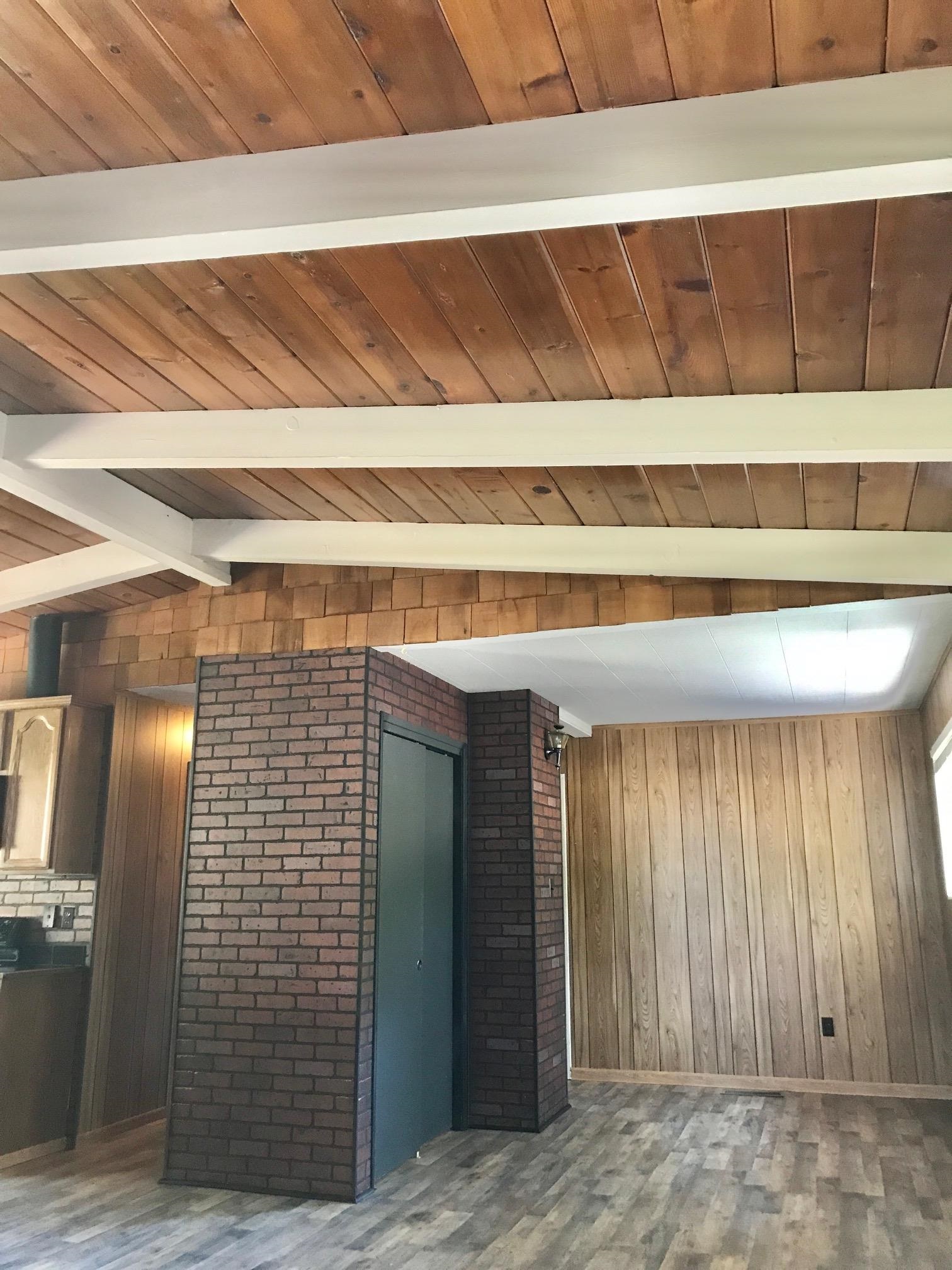 18191 Woodham Carne Road Sonora, CA 95370 - Photo 47 of 47 a view of wooden door