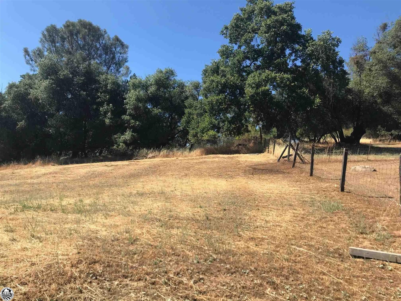 18191 Woodham Carne Road Sonora, CA 95370 - Photo 7 of 47 a view of yard covered with snow