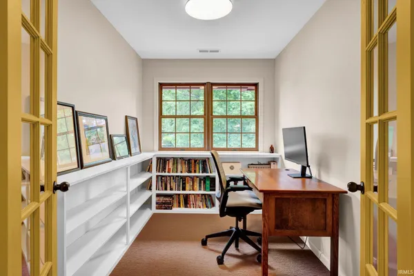 $559,900 | 9982 St Andrews Lane, Bloomington, IN 47401