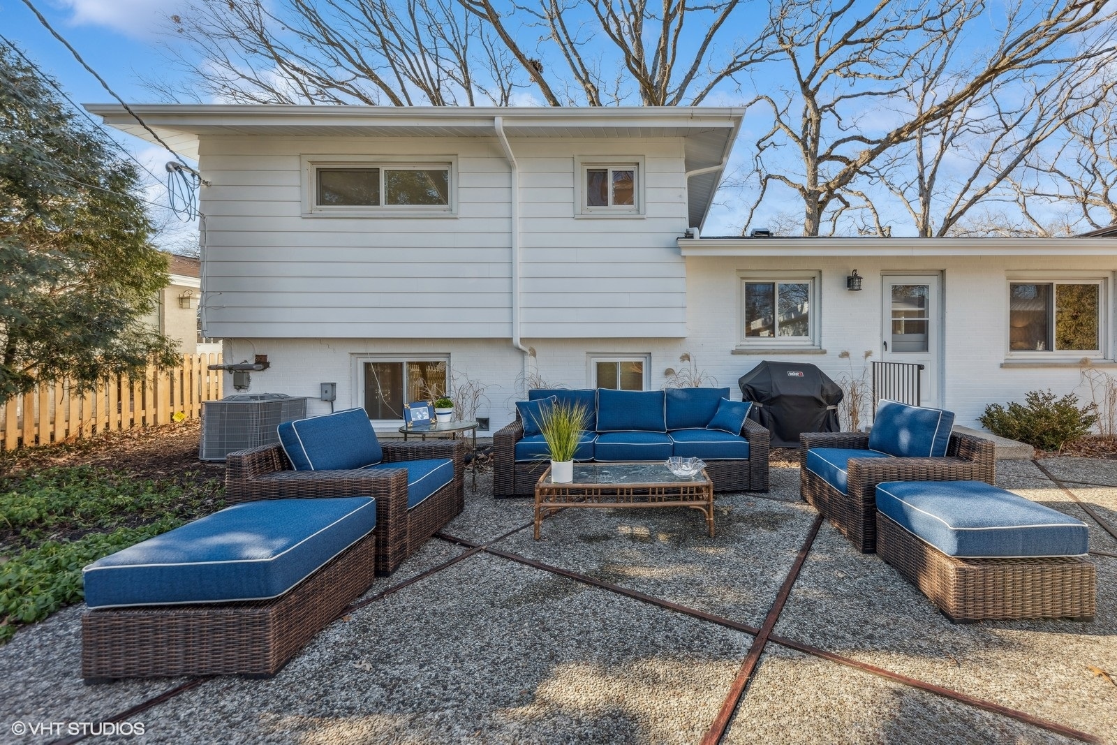 1245 Kenton Road Deerfield, IL 60015 - Photo 3 of 15 Gallery Image 3