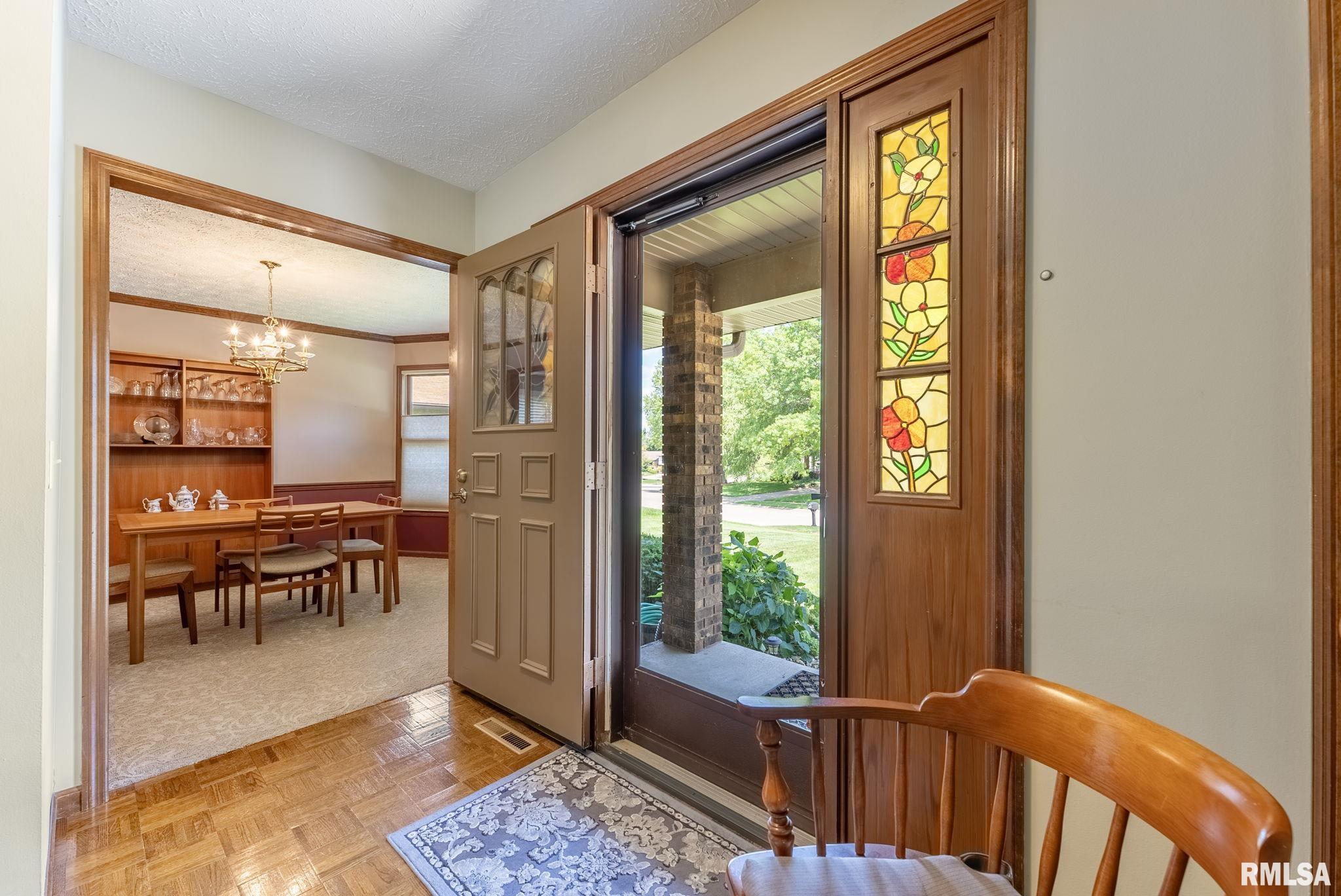 3190 Quail Ridge Road Bettendorf, IA 52722 - Photo 3 of 42 Gallery Image 3