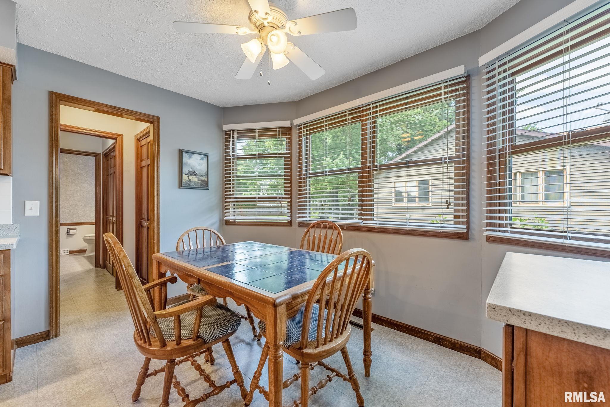 3190 Quail Ridge Road Bettendorf, IA 52722 - Photo 6 of 42 Gallery Image 6