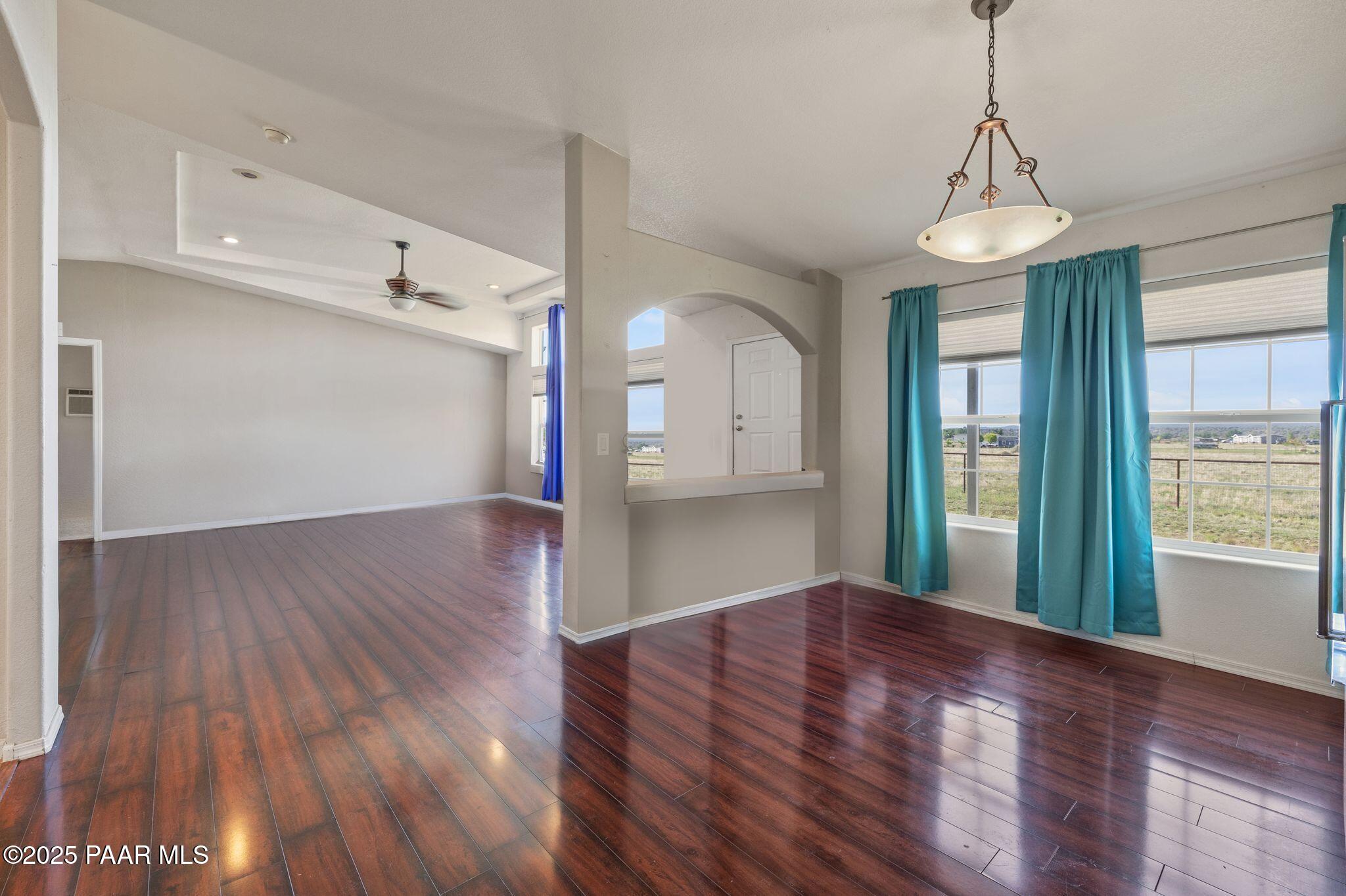 2895 West Annie Road Paulden, AZ 86334 - Photo 12 of 57 069-Dining Room
