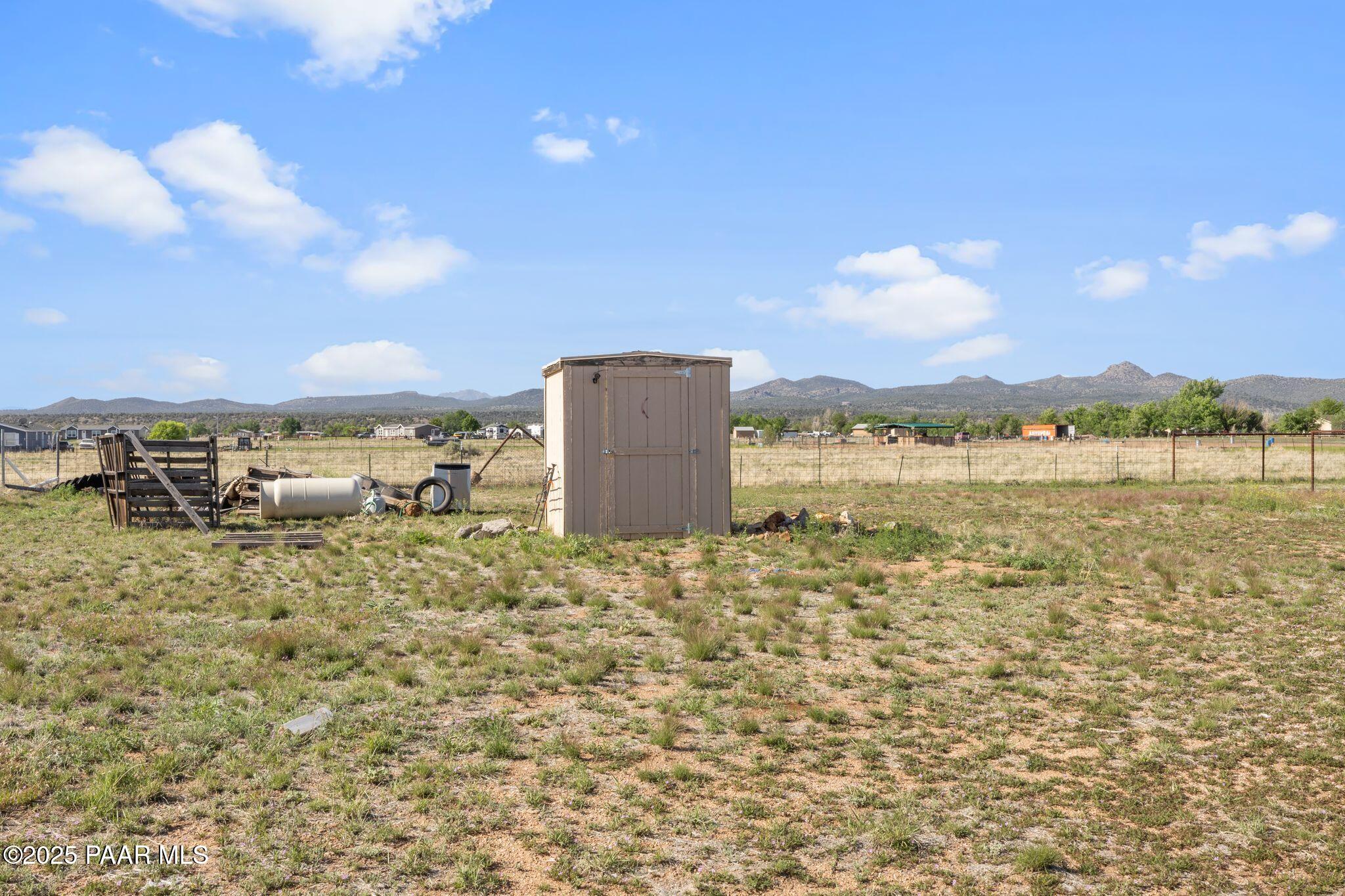 2895 West Annie Road Paulden, AZ 86334 - Photo 45 of 57 Pump House