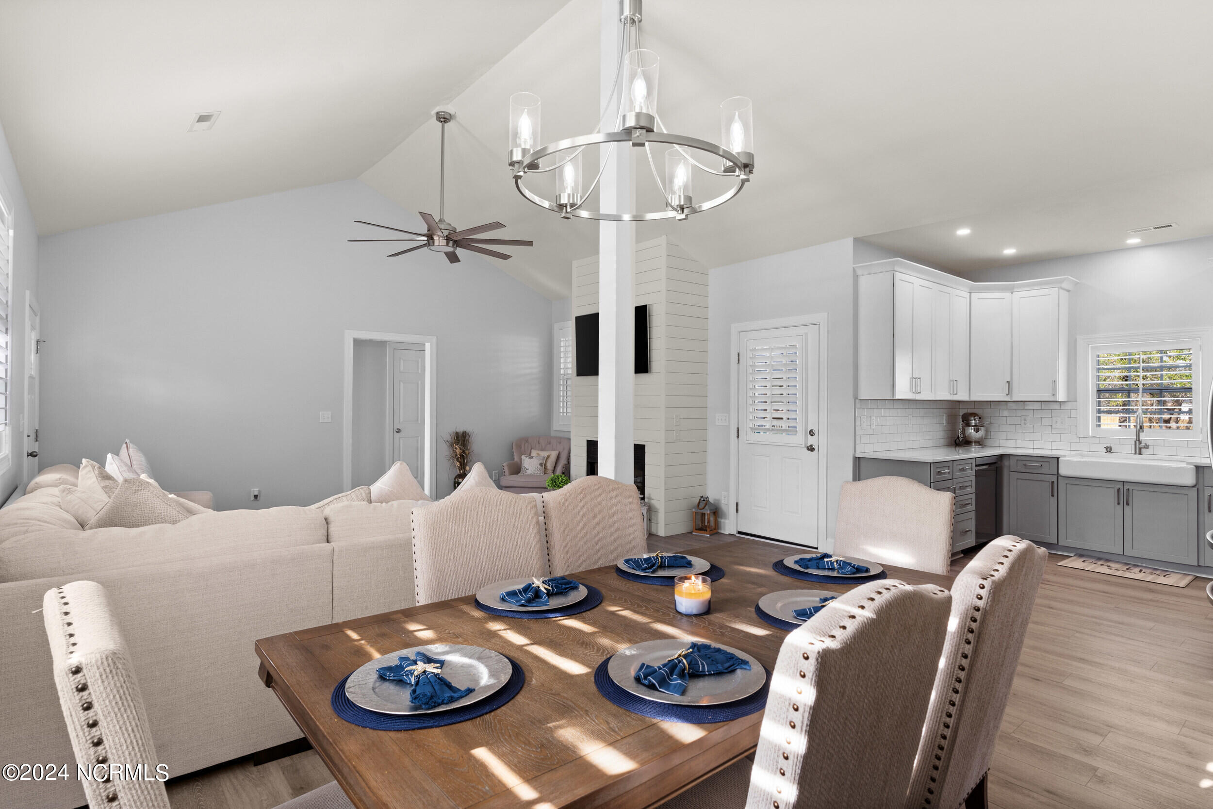 403 Sloop Point Road Hampstead, NC 28443 - Photo 12 of 46 403slooppointe_00012