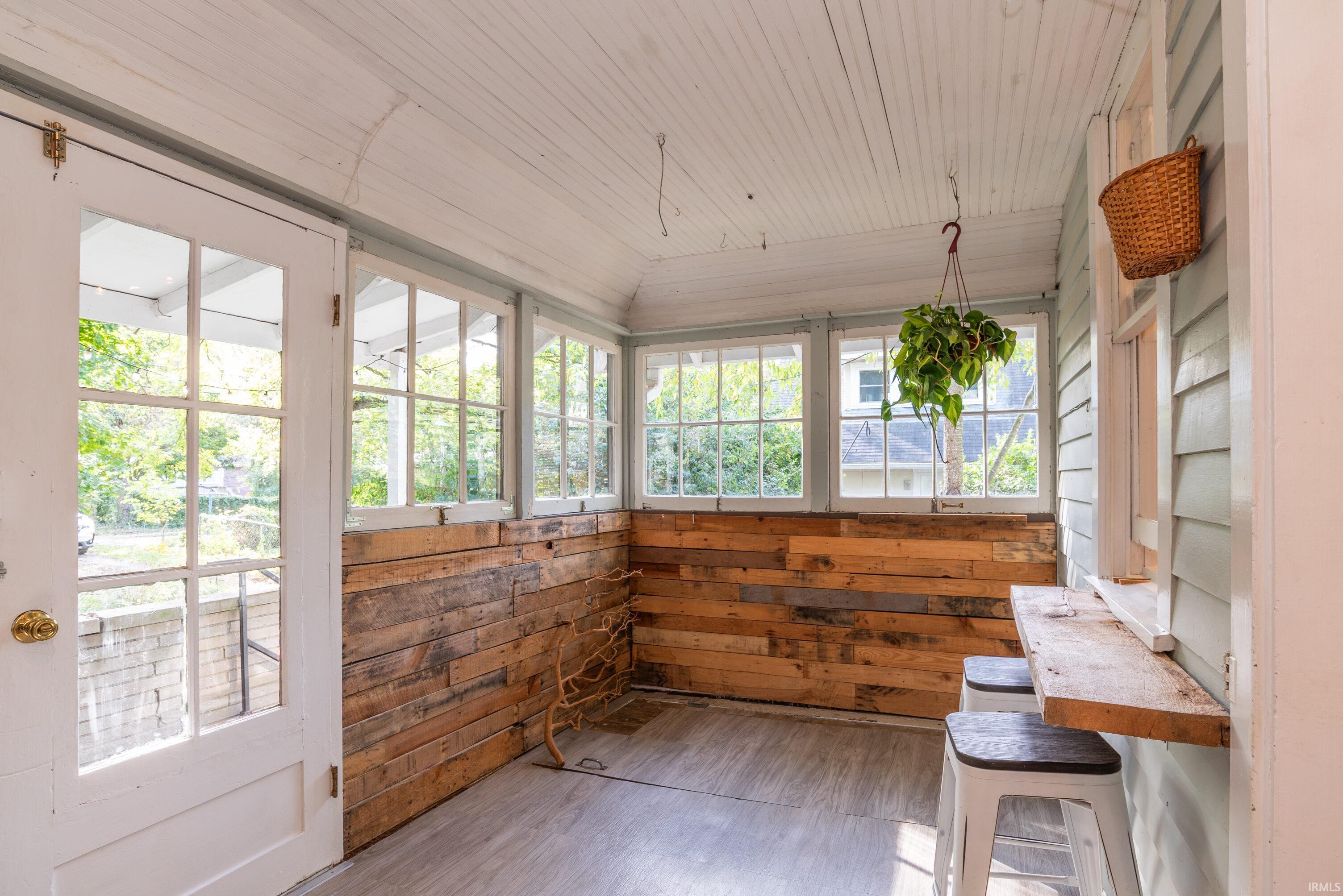 1009 South Washington Street Bloomington, IN 47401 - Photo 16 of 30