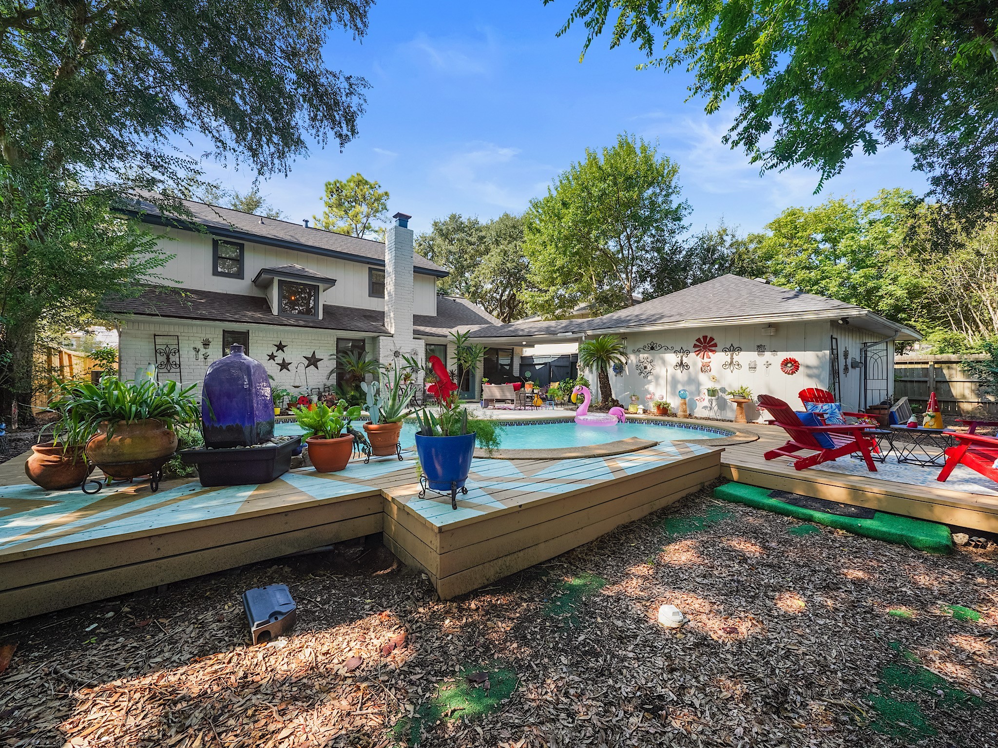 14014 Locke Lane Houston, TX 77077 - Photo 35 of 35 a front view of a house with garden