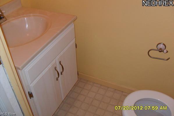3962 Bluestone Road Cleveland Heights, OH 44121 - Photo 8 of 15