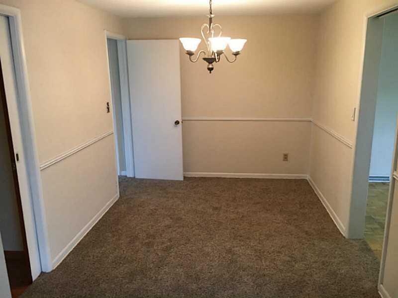 5128 West Ridgewood Road Springfield, OH 45503 - Photo 10 of 18