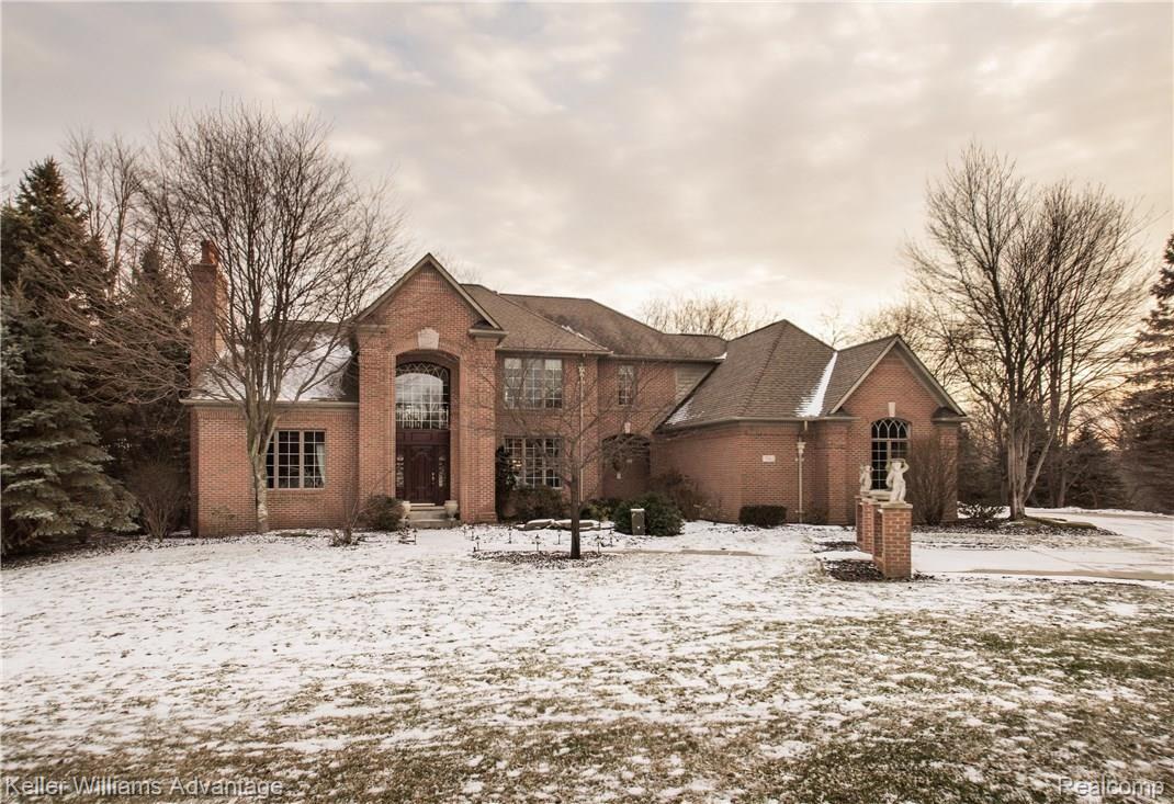 7942 Ranch Estates Road Clarkston, MI 48348 - Photo 1 of 61 Beautifully landscaped grounds.