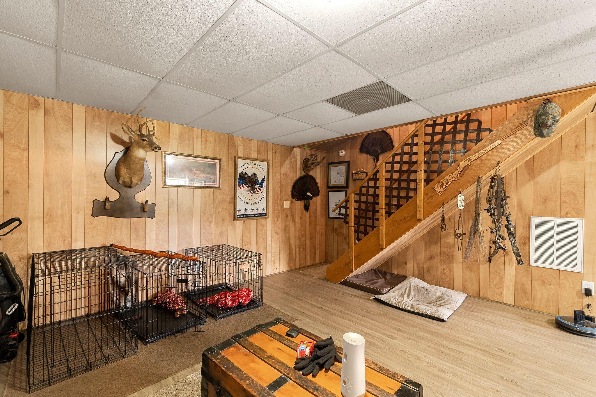 2170 East Fork Road Greeneville, TN 37743 - Photo 17 of 28 Basement Den