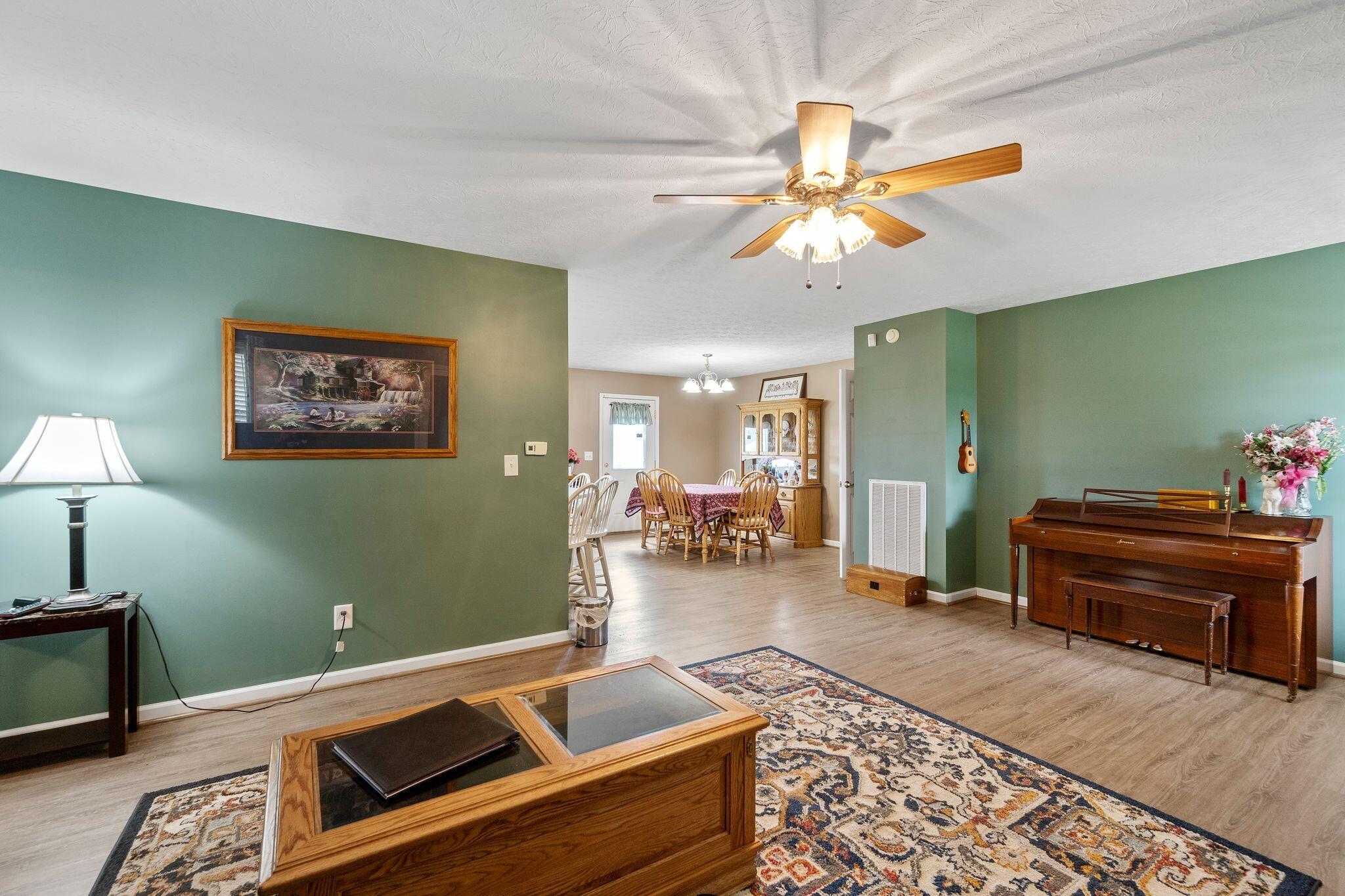 2170 East Fork Road Greeneville, TN 37743 - Photo 28 of 28 Open Floorplan