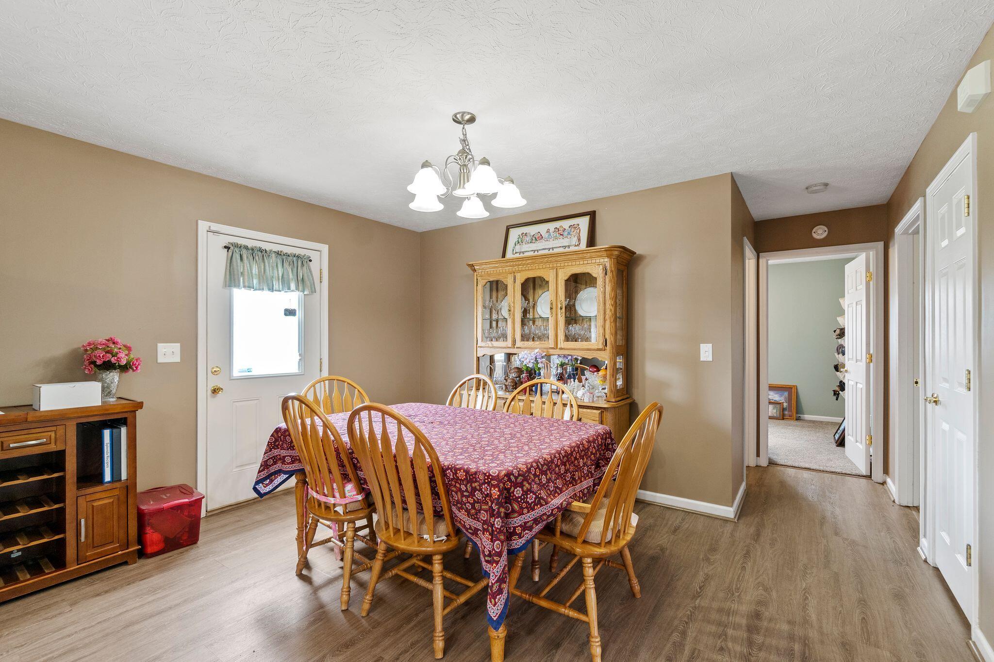 2170 East Fork Road Greeneville, TN 37743 - Photo 8 of 28 Dining Room