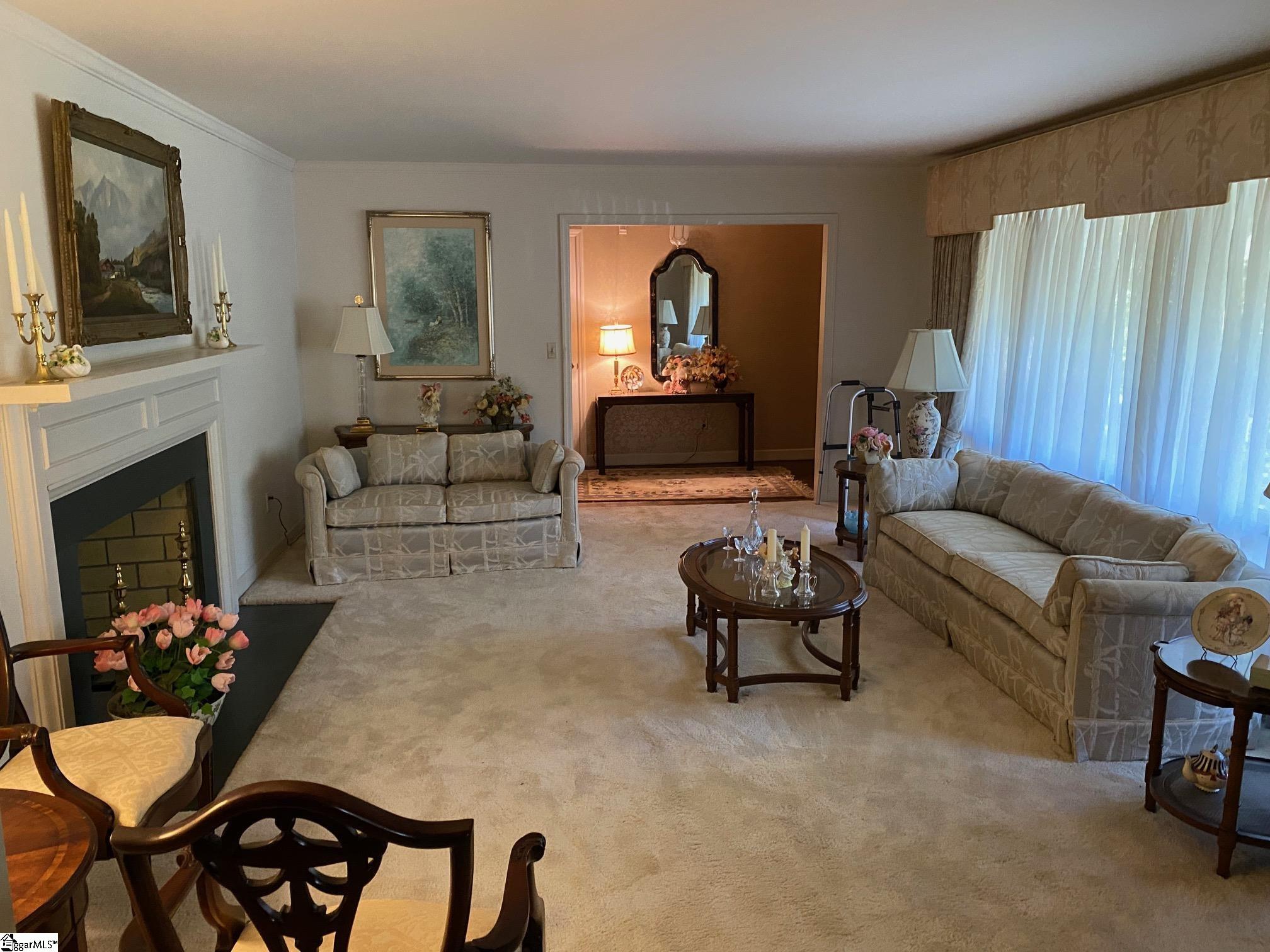 409 Bridgewater Drive Greenville, SC 29615 - Photo 29 of 33