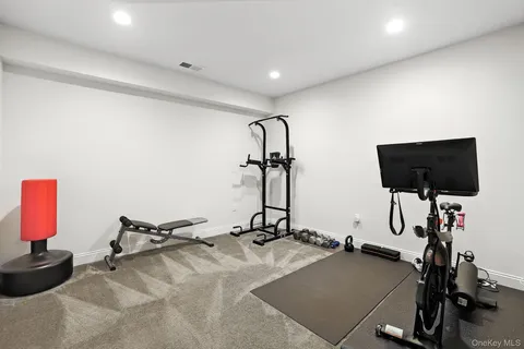 $1,275,000 | 30 Dennis Lane, Pleasantville, NY 10570