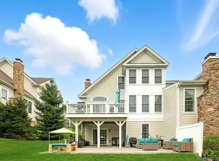 $1,275,000 | 30 Dennis Lane, Pleasantville, NY 10570