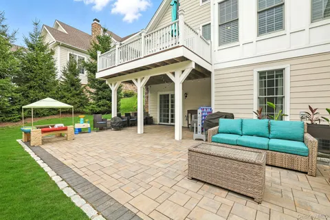 $1,275,000 | 30 Dennis Lane, Pleasantville, NY 10570