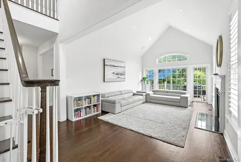 $1,275,000 | 30 Dennis Lane, Pleasantville, NY 10570