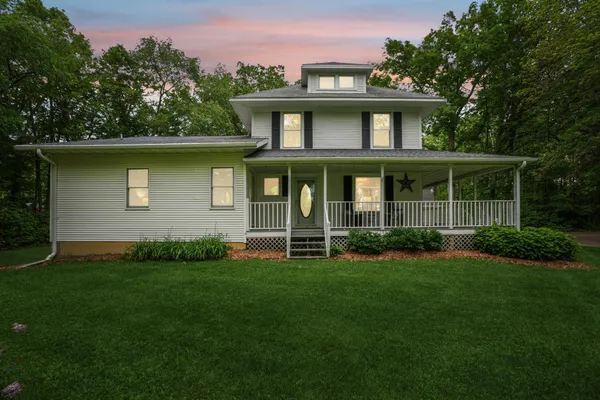 $590,000 | 3220 50th Avenue, Knapp, WI 54749