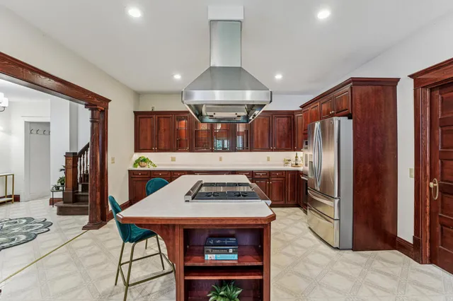 $590,000 | 3220 50th Avenue, Knapp, WI 54749