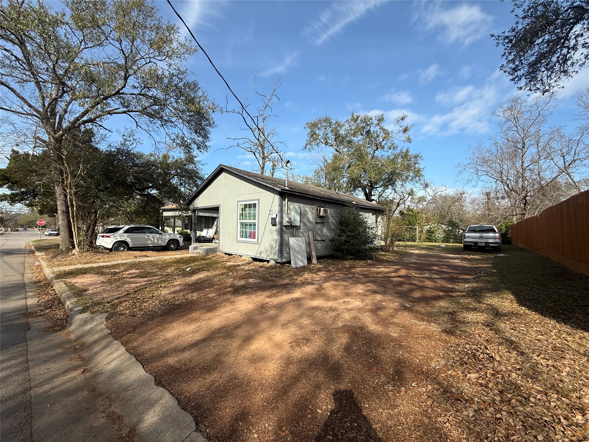 412 Waco Street Conroe, TX 77301 - Photo 11 of 50 2nd House