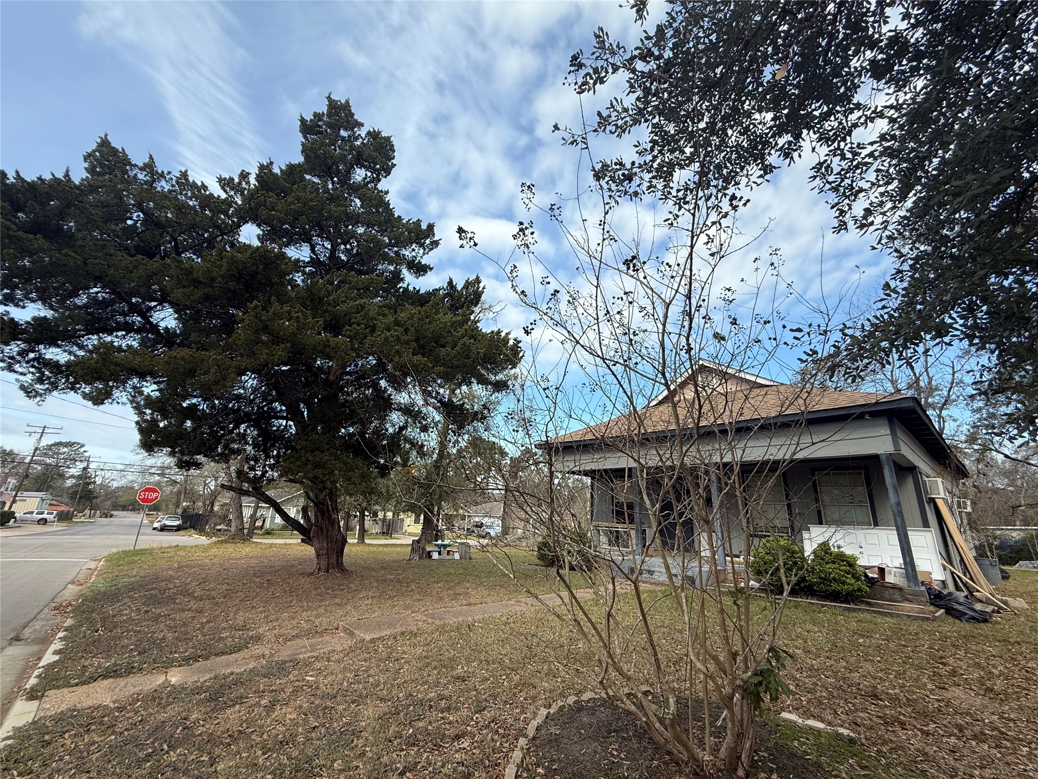 412 Waco Street Conroe, TX 77301 - Photo 25 of 50 1st House