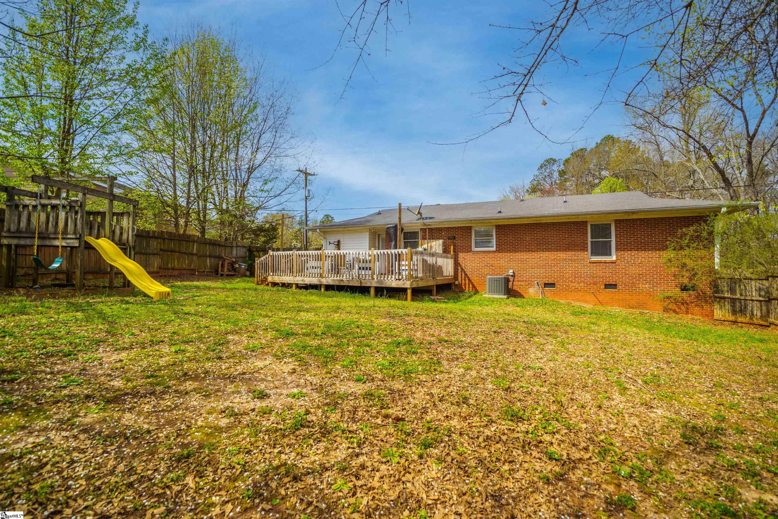 1027 Southfield Street Inman, SC 29349 - Photo 8 of 29