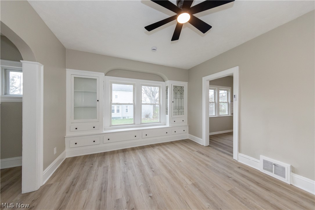 9711 Aetna Road Cleveland, OH 44105 - Photo 7 of 49 Gallery Image 7