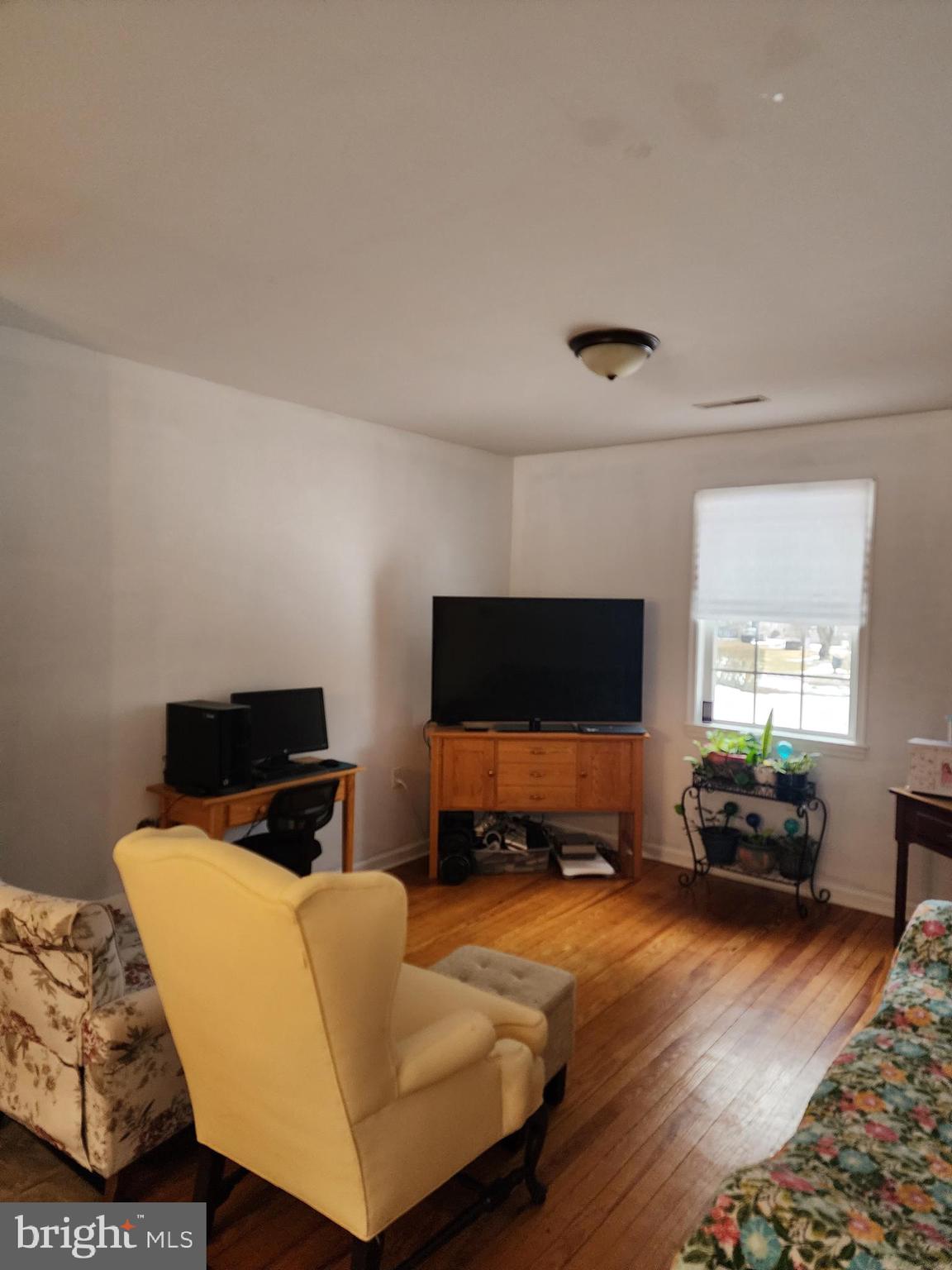 11490 Browntown Road Gordonsville, VA 22942 - Photo 17 of 36 livingroom